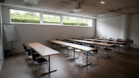Salle-manche©CCICaenNormandie-NemoWallinka.png